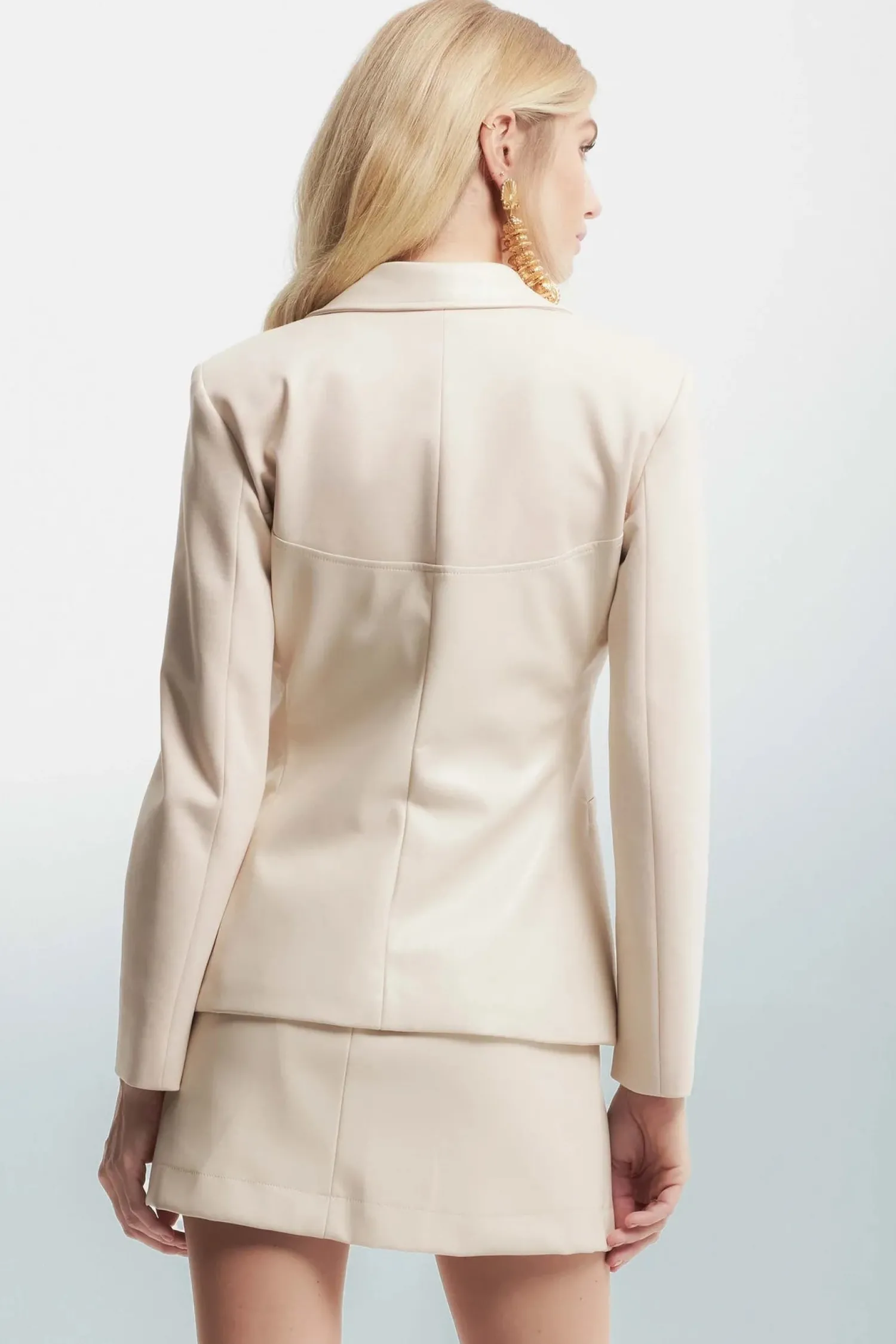Giacca Sagomata con Tasche a Filetto / Beige Donna Giacche