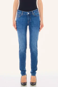 Online Bottom Up in Denim / Donna Denim