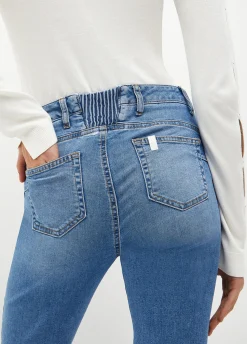 Discount Cropped / Donna Denim