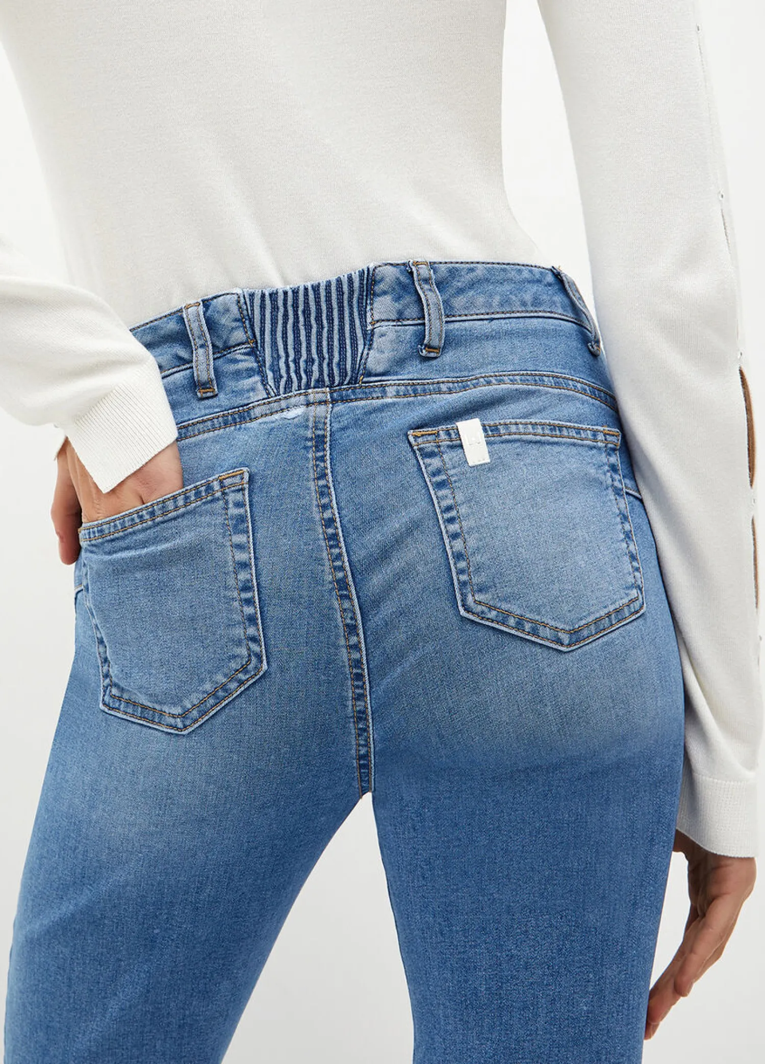Discount Cropped / Donna Denim