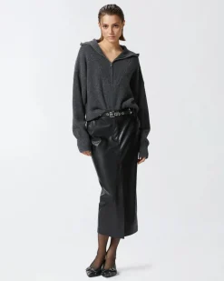 Outlet Maglioncino a Costine con Zip al Collo / Donna Maglieria