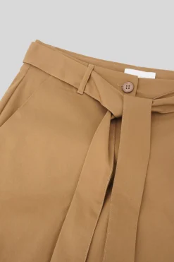 Pantaloncino con Cintura / Donna Shorts