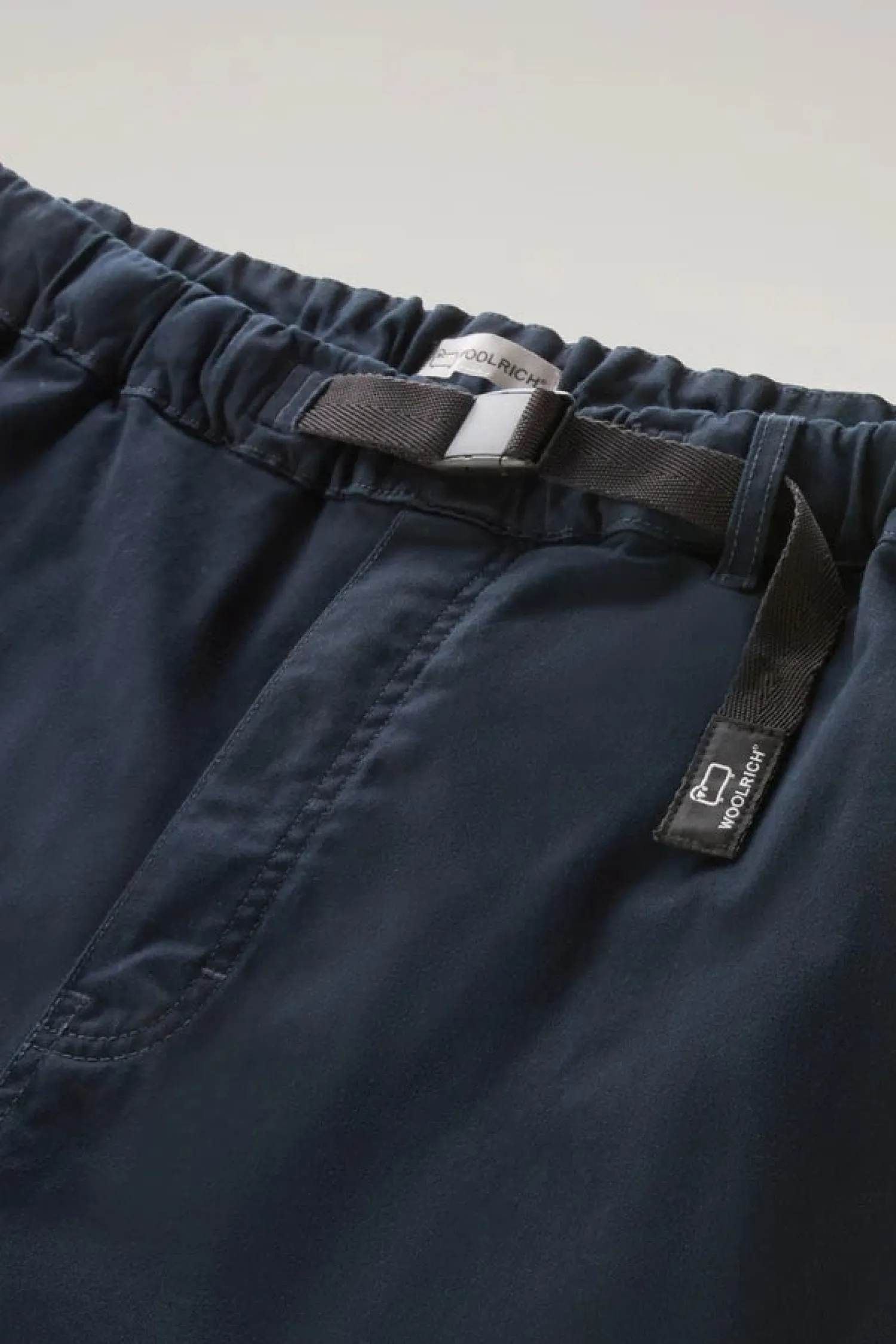 Discount Pantaloncino Corto in Cotone Modello Chino / Uomo Pantaloncini