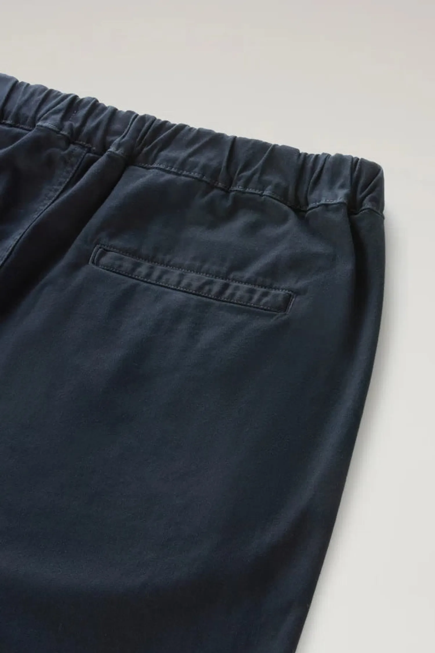 Discount Pantaloncino Corto in Cotone Modello Chino / Uomo Pantaloncini