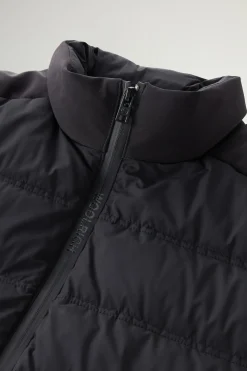 Outlet Piumino in Nylon Elasticizzato / Uomo Giubbotti