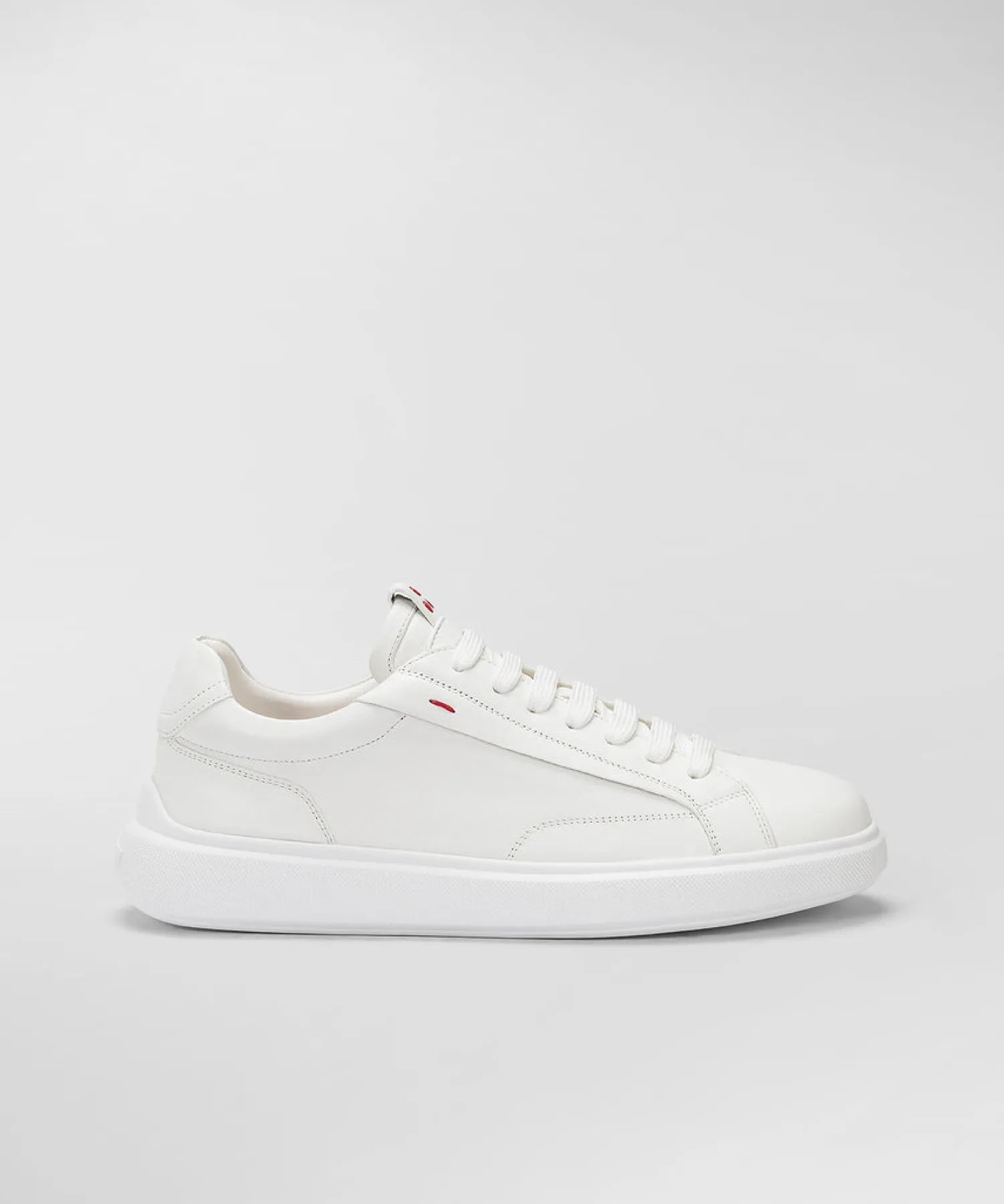 Clearance Sneaker in Pelle con Dettagli a Contrasto / Uomo Sneakers