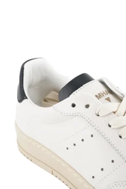 Sneaker in Pelle con Tab a Contrasto / Uomo Sneakers