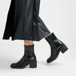 New Stivaletto in Pelle con Tacco / Donna Stivali