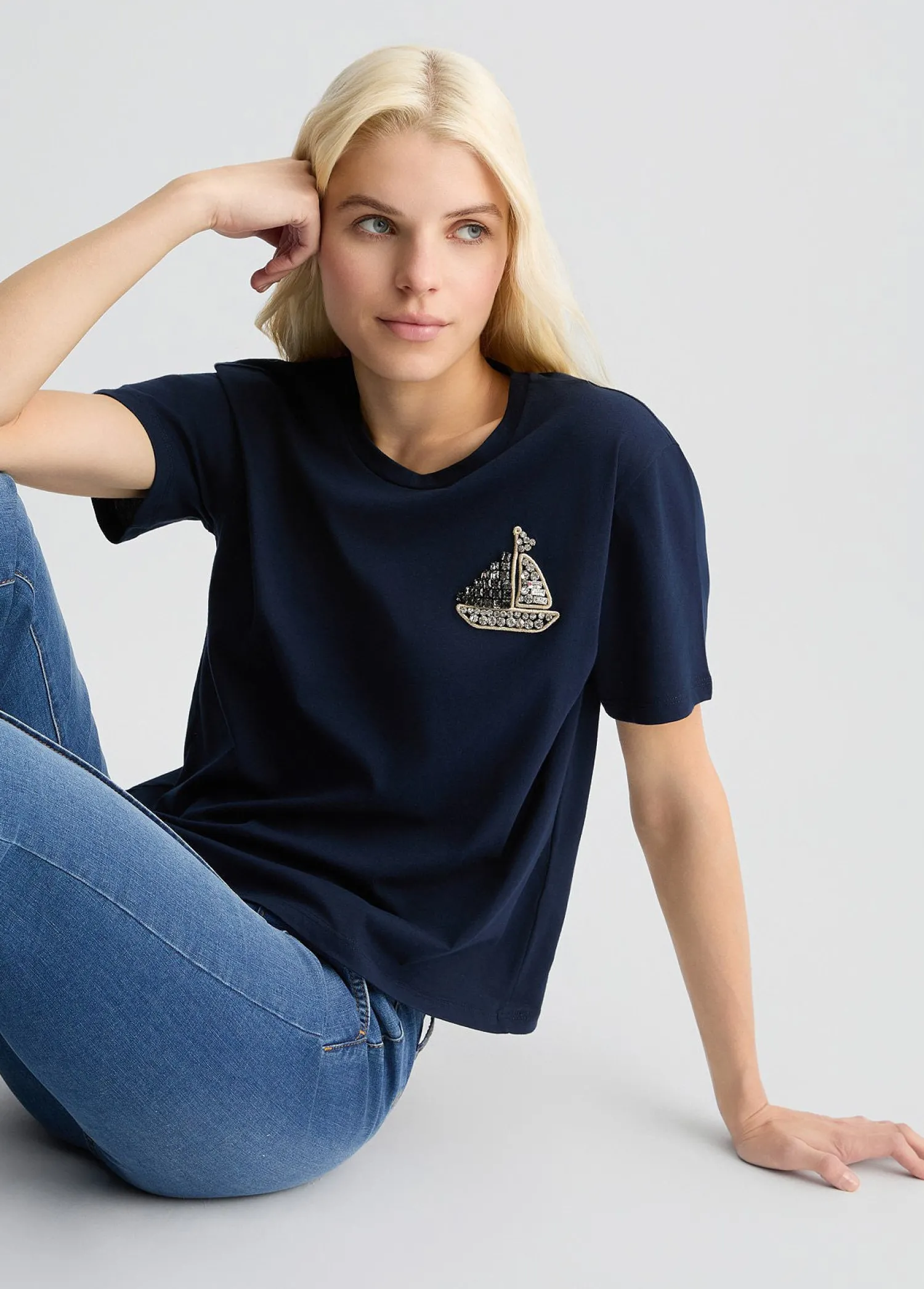 Hot T-Shirt in Cotone con Ricamo e Strass / Donna T-shirt