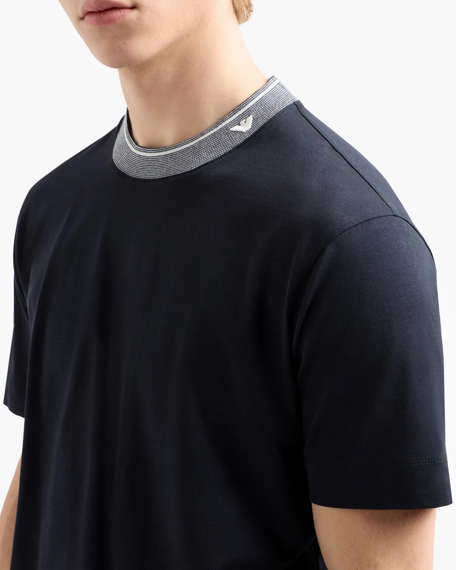 Discount T-Shirt in Jersey con Profilo al Collo / Uomo T-shirt