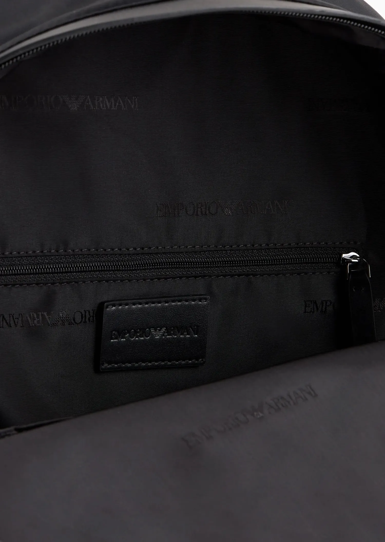 Sale Zaino in Nylon Riciclato / Uomo Zaini